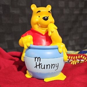 Disney Showcase Collection Winnie The Pooh Hunny/Munny Coin Bank #4020895